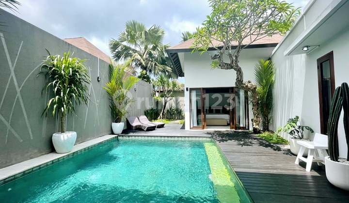 Beautiful Villa In Onegate Complex Villa At Bumbak , Umalas ...a Nice Homy Villa In Quite At Central Umalas ...10 Minutes To Batubolong And Berawa Beach Beautiful Villa In Onegate Complex Villa At Bumbak , Umalas ...a Nice Homy Villa In Quite At Central Umalas ...10 Minutes To Batubolong And Berawa Beach