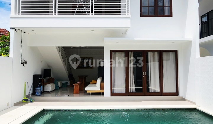 Villa Cantik Minimalis di Area Taman Mumbul , Nusa Dua ..Akses Jalan Besar dan Hanya 350 ke Hotel Plagoo 2