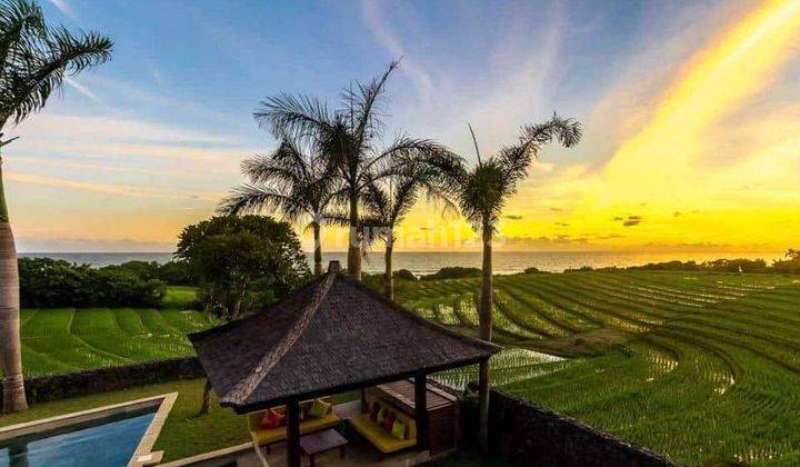 Luxury Villa With Rice Padi View  , 270 Degree Ocean View And Mountain View At Beraban Tabanan...designed And Crafted By Renowned Australian Architect.. 25km To Canggu Beach , 20km To Tanah Lot , 100 Meters To The Beach  1