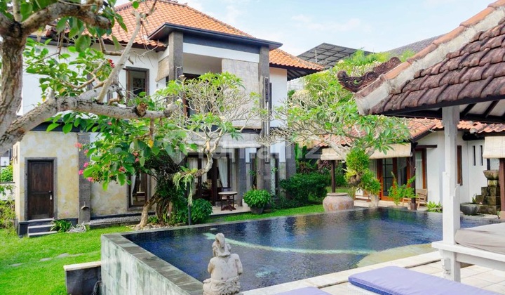 Beautiful Villa With Large Garden At Kayu Tulang Selatan,canggu...5 Minutes To Batubolong Beach Beautiful Villa With Large Garden At Kayu Tulang Selatan,canggu...5 Minutes To Batubolong Beach