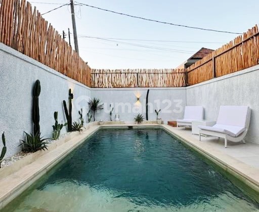 Villa Mediteranean Minimalis Style At Blongkeker Puri Gading , Ungasan Jimbaran ..750 Meter To Taman Rama International School dan 10 Menit ke Pantai Balangan