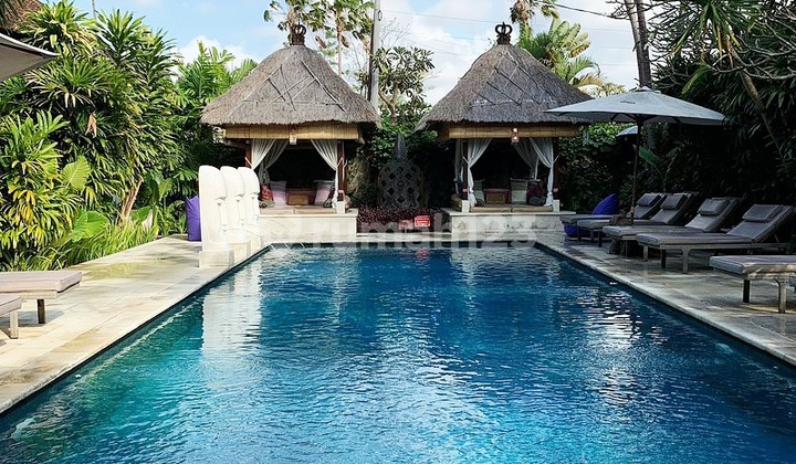 Turun Harga .. Villa Resort Tropical Balinese Style di Area Jalan Tanjung Sanur...5 Menit ke Pantai Mertasari Sanur 2