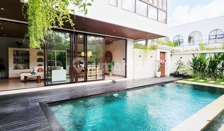 Villa Cantik Modern Style Di Tegal Cupek , Umalas ..4 Menit Ke Liga Tennis Padel Umalas Dan 8 Menit Ke Nook Umalas 2