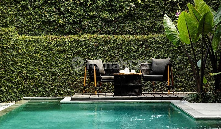 Turun Harga ...luxury Villa Dengan Material Premium Di Jantung Prime Berawa , Canggu ...dekat Baked Berawa Dan Hanya 15 Menit Jalan Kaki Ke Atlas Beach Club 2