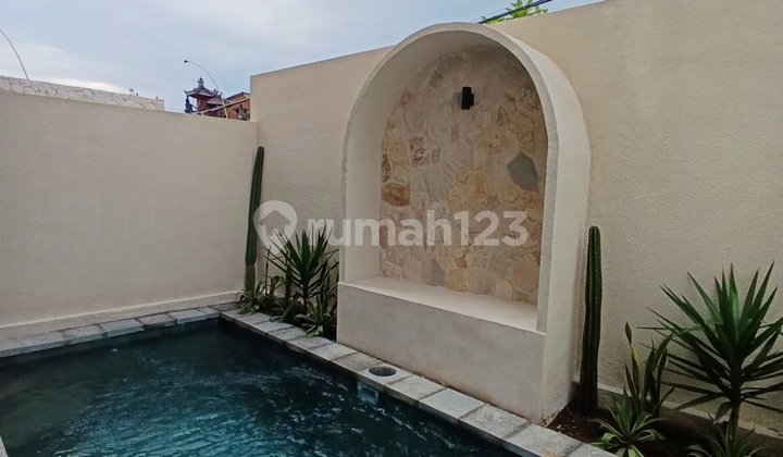 Modern Mediteranean Style Villa Di Tegal Cupek , Umalas...5 Menit Ke Liga Tennis Padel Umalas 2