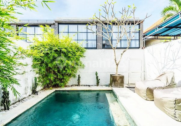 Saya Jamin Lokasi Villa Ini di Central Berawa...Hanya 300 Meter ke Milu By Nook dan 500 Meter ke Milk And Madu