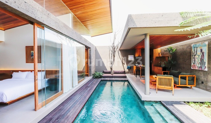 Beautiful Villa Modern Balinese Soul Style In Secure Complex Villa At Kayu Tulang Selatan , Canggu ..10 Minutes To Batu Bolong Beach