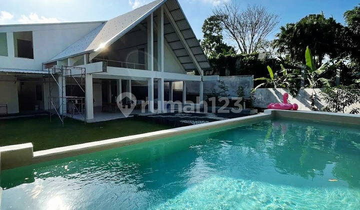 Guest House / Villa With 9 Bedrooms In Nelayan, Canggu ...850 Meters To Nelayan Beach ...3 Minutes To Penny Lane And Gigi Susu And 4 Minutes To Kitsune Village And Batubolong Beach 2