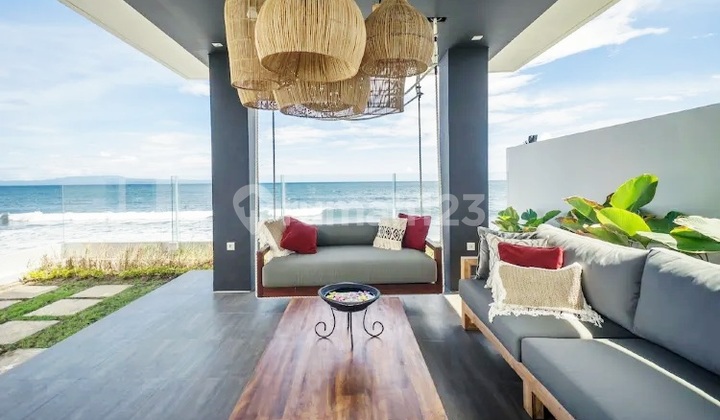 Villa Mewah di Depan Pantai Keramas, Blahbatuh Gianyar... 25 Menit ke Sanur dan 60 Menit ke Bandara