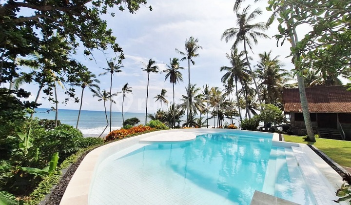 Villa Loss Pantai Antap, Selemadeg Tabanan near Soka..1 hour to Luna Beach Club and Pantai Nyanyi near Canggu
