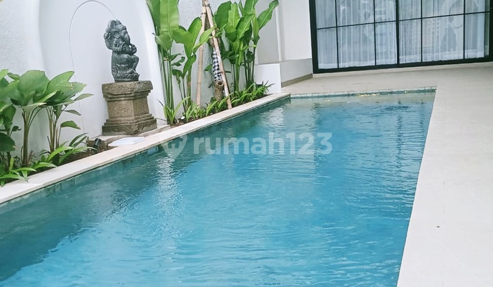 New Modern Mediterranean Style Villa in Kayu Tulang Selatan, Canggu... near Amolas Cafe and close to Batu Bolong Beach 2