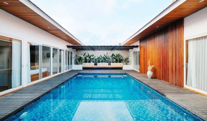 Villa Baru Di Petitenget Seminyak...dekat Cafe , Butik , Restaurants Dan Tempat Hiburan Lainnya 1