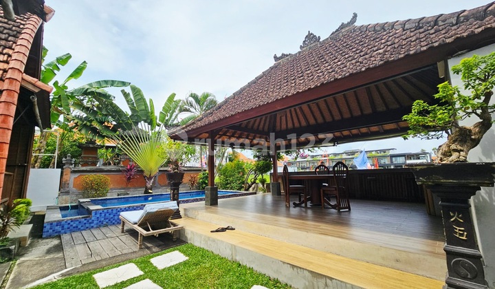 Beautiful Villa with Rice Field View in the Center of Berawa Canggu...100 Meters to Baked Berawa, 200 Meters to Berawa Field, and 950 Meters to Atlas Beach Club. 2