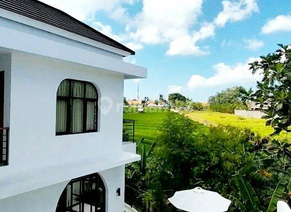 Brand New Villa With Rice Field View At Berawa Canggu..close to Restaurants and Cafes..10 Minutes to Berawa Beach, Finns Beach and Atlas Beach Fest 1