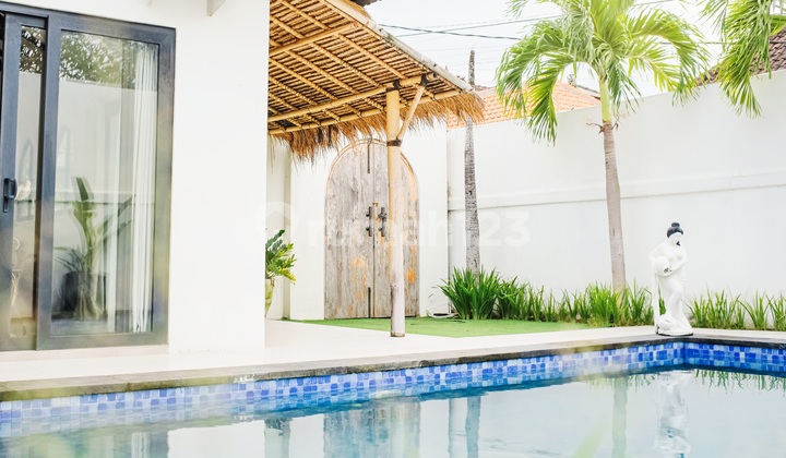 Villa Cantik Di Sekitar Area Jalan Gunung Salak , Kerobokan Dekat Seminyak..15 Menit Ke Central Seminyak Dan Ke Pantai Batubelig 2