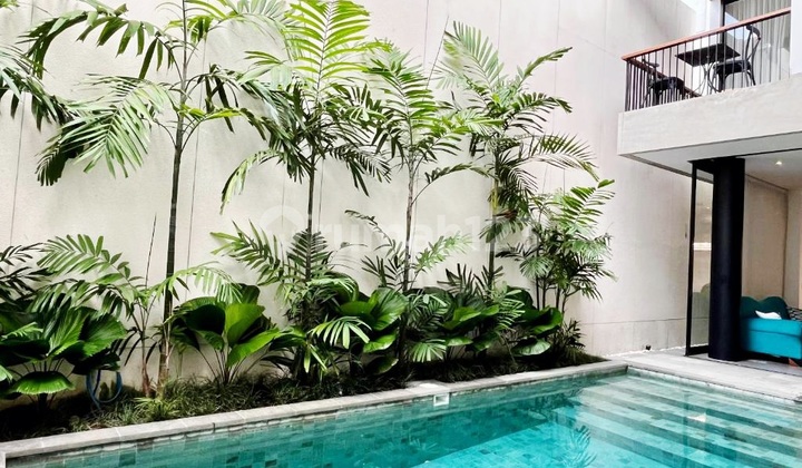 Luxury Modern Style Villa di Batu Bolong Canggu ..100 Meter ke Desa Kitsune , 250 Meter ke Penny Lane dan 300 Meter ke Pantai Batu Bolong 2