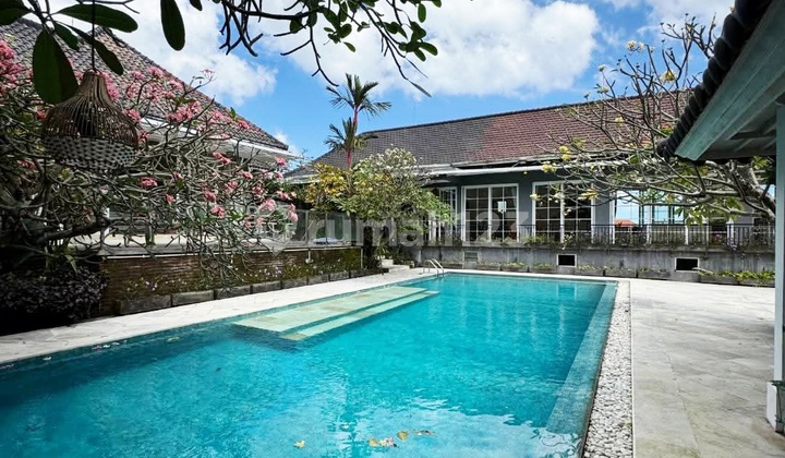 Villa Cantik View Sawah di Berawa Canggu..5 Menit ke Atlas Beach Club ,Finns Beach dan Pantai Berawa Canggu Villa Cantik View Sawah di Berawa Canggu..5 Menit ke Atlas Beach Club ,Finns Beach dan Pantai Berawa Canggu