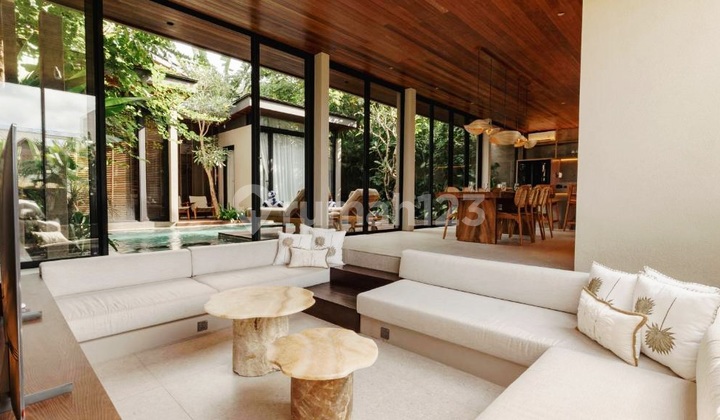 Modern Urban Tropical Villa At Pererenan Canggu, 400 Meters To The Beach 2