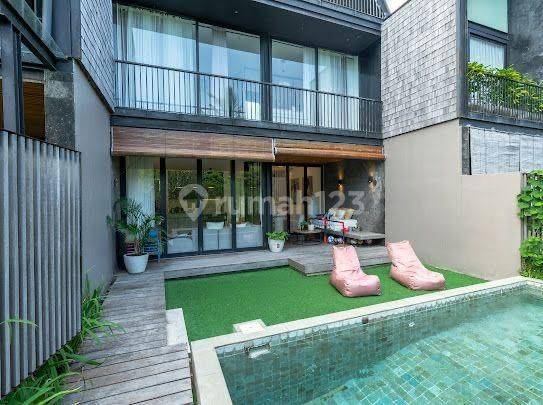 Modern Style Villa In Safety Complex Villa With 24hrs Security And Big Shared Garden In The Heart Of Berawa Canggu...3 Minutes By Motorbike To Finns Beach Club  1