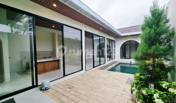 Villa Baru dengan 3 Kamar Tidur di Puri Gading , Jimbaran ...5 Menit ke Sekolah Internasional Taman Rama dan 9 Menit ke Pantai Jimbaran