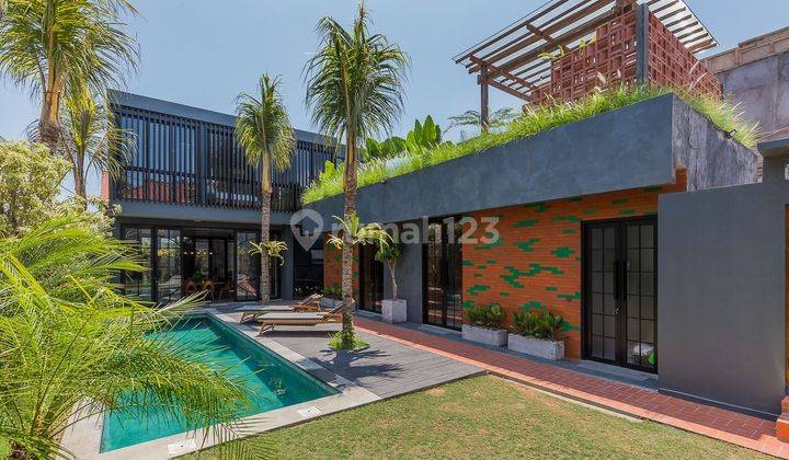 Brand New Modern Style Villa At Ungasan Jimbaran..450 Meters From Main Street Of Uluwatu..15 Minutes To Melasti Beach And Bingin Beach  1