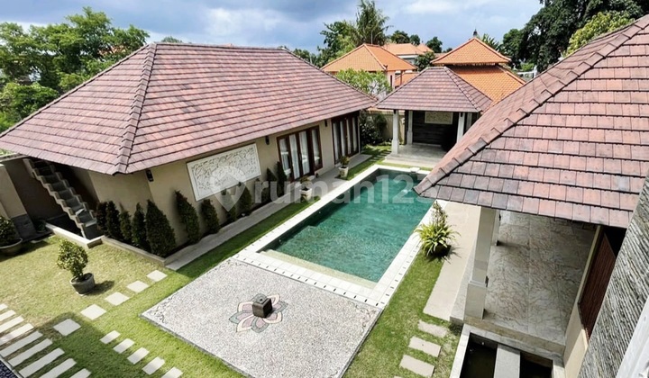 Luxury Minimalis Style Villa di Area Jalan Batur Sari , Sanur ...5 Menit ke Rumah Sakit Bali Mandara , 8 Menit ke Bryd Beach House dan 9 Menit ke Pantai Mertasari Sanur 2
