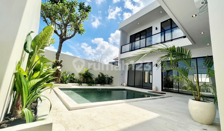 Villa Minimalis Style View Sawah di Pantai Lyma , Pererenan Canggu ..7 Menit ke Pantai
