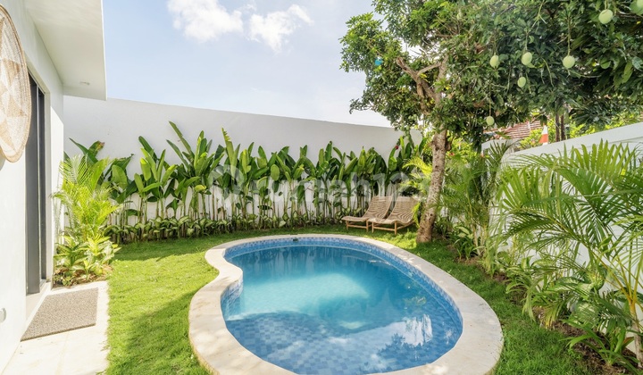 Beautiful Modern Minimalist Style Villa in the Onegate System Cluster Area in Taman Mumbul, Nusa Dua... 15 Minutes to Apurva Kempinski and Near the Toll Gate 2