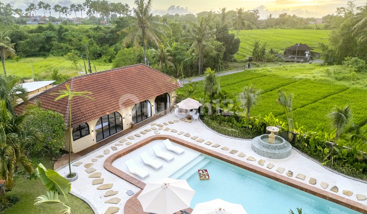 Luxury Villa With Spanish Style At Kedungu , Near Canggu ...9 Minutes To Kedungu Beach And 15 Minutes To Luna Beach Club
