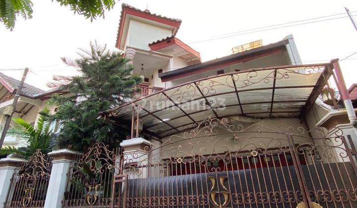 Rumah Di Jual di Tebet 2 Lantai Lokasi nyaman 1