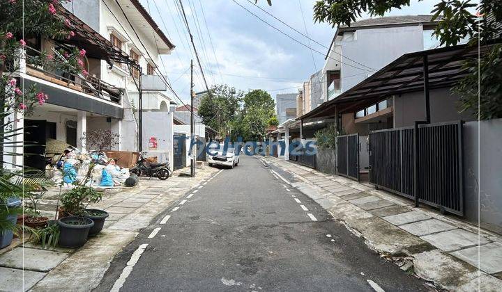 Di Jual Rumah 2 Lantai, Bendungan Hilir, Jakarta Pusat 2