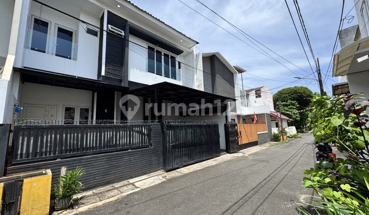 House for Sale in Rawamangun