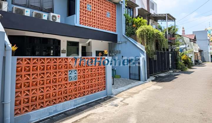 For Sale: Fully Furnished Boarding House 2
