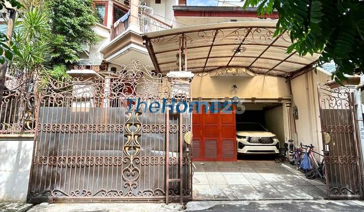 Rumah di Jual di Tebet 2 Lantai Lokasi Nyaman