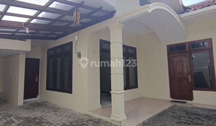 Rumah Disewakan 1