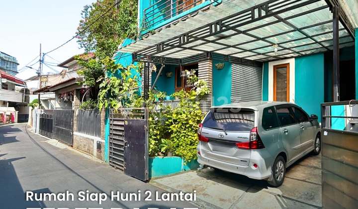 For Sale House Tebet