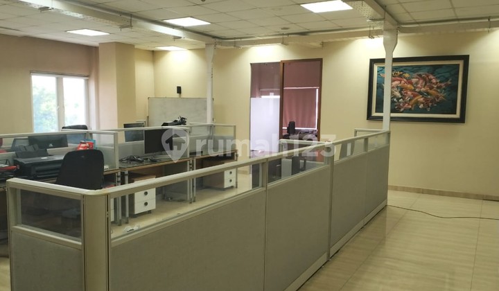 DIJUAL GEDUNG & GUDANG DI NOL JL. RAYA TANDES (d/h Jl. Tanjungsari ) SURABAYA - Ngantong ke belakang