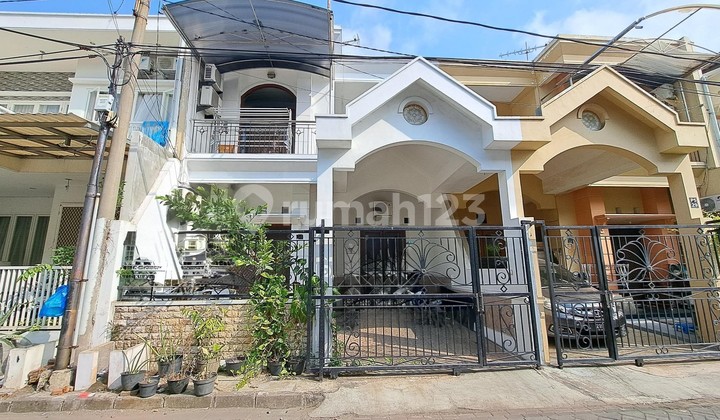 Dijual Cepat Rumah Puri Asri, Pakuwon City