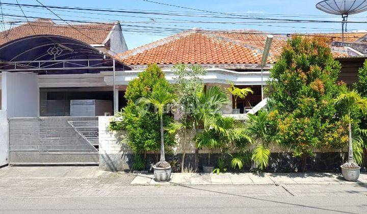 Di  cepat Rumah jl. Cipunegara Surabaya Pusat 1