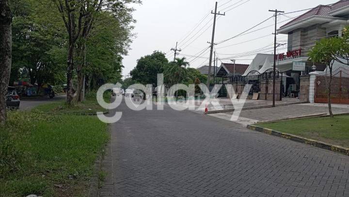 *Dijual Rumah Raya Darmo Harapan, Strategis Area !!* 1