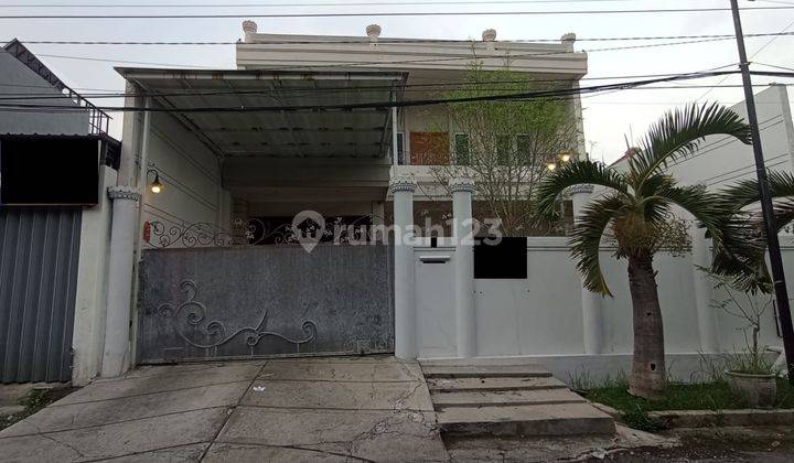 Dijual Rumah 2 Lantai Bagus Siap Huni Manyar Rejo  1