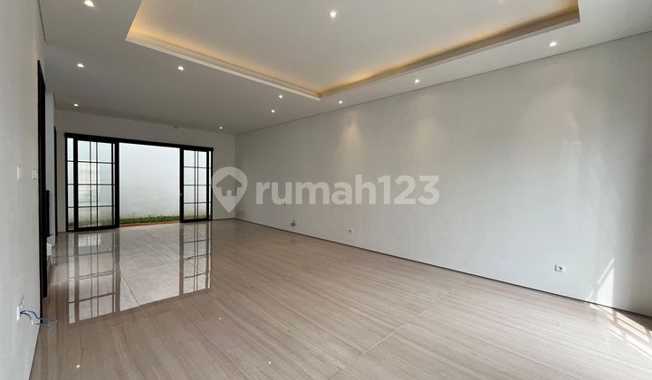 Rumah Muara Karang 8x15 Brand New Mewah Lokasi Bagus Jalan Lebar Depan Taman 1