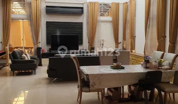 Rumah Pik 450m, Semi Furnish, Rapi, Siap Huni 2