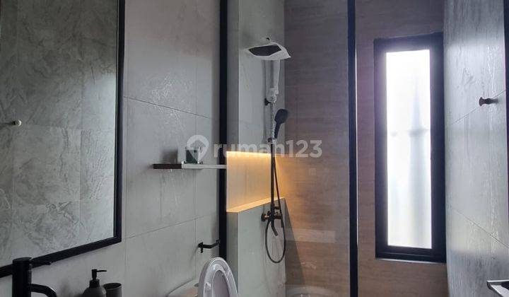 Rumah Pik Brand New Swimming Pool Semi Furnish Mewah Bangunan Kontraktor 6