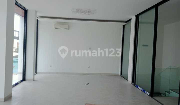 Rumah Muara Karang 200 Full Renovasi, Rapi Siap Huni 3
