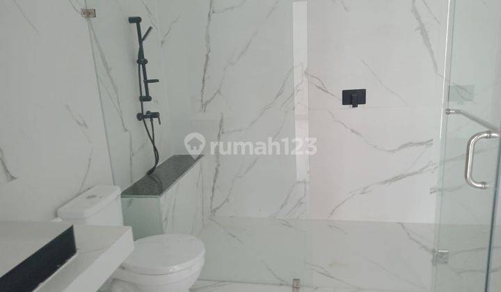 Rumah Muara Karang 200 Full Renovasi, Rapi Siap Huni 5