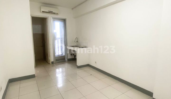 GreenBay Pluit Empty Apartment 2 BR Clean Condition