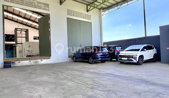 Gudang + Office Baru Laksana Business Park 1860m2 FURNISH