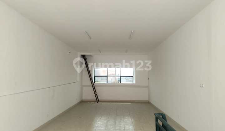 Ruko Cideng Barat 4 Lantai Posisi Pinggir Jalan Cocok Untuk Showroom