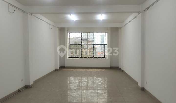 Ruko  Cideng Barat LT 4.5x15m Lokasi Strategis Cocok Untuk Usaha